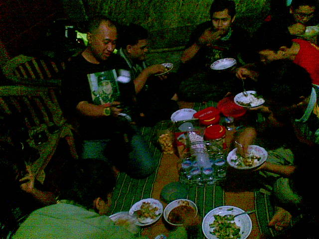 Makan makan lagi.jpg