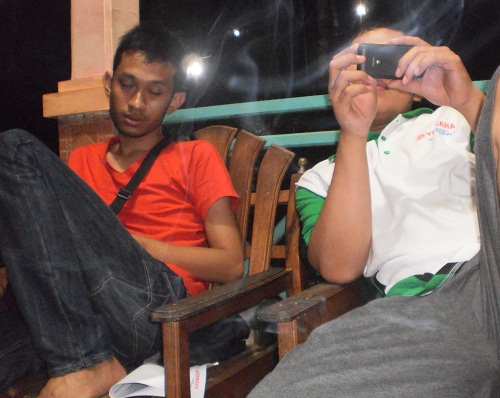 oonk sudah ngantuk..jiiaann mbladuss :D