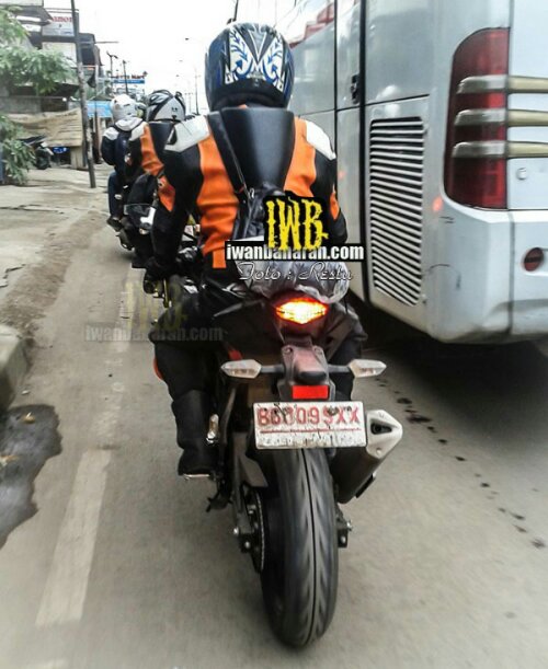 spyshot yamaha r25.jpg image