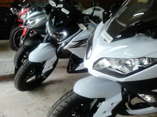 ninja 250fi ABS.jpg image