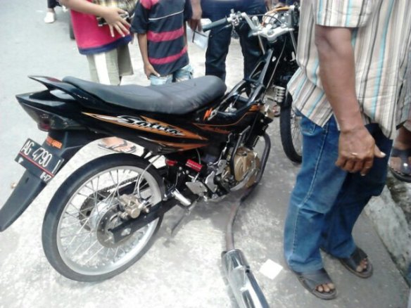 satria fu korban kecelakaan.jpg image