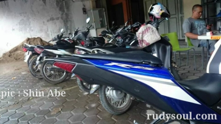 buritan R25 tanpa spakbor belakang.jpg image