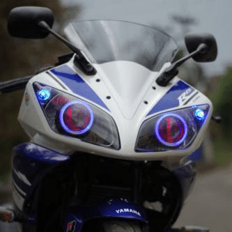 YZF-R15 dengan projector image