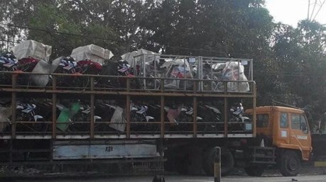 kiriman honda CBR150 R image