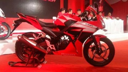 launching cbr 150R indonesia MPM motor image