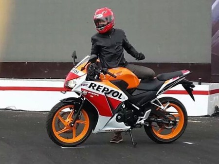 launching cbr 150R Indonesia image