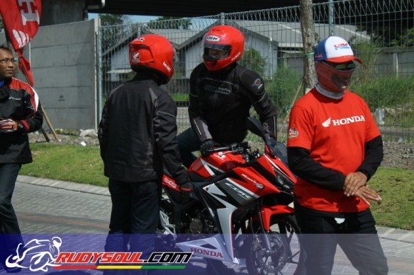 launching all new cbr150r surabaya 2.jpg image